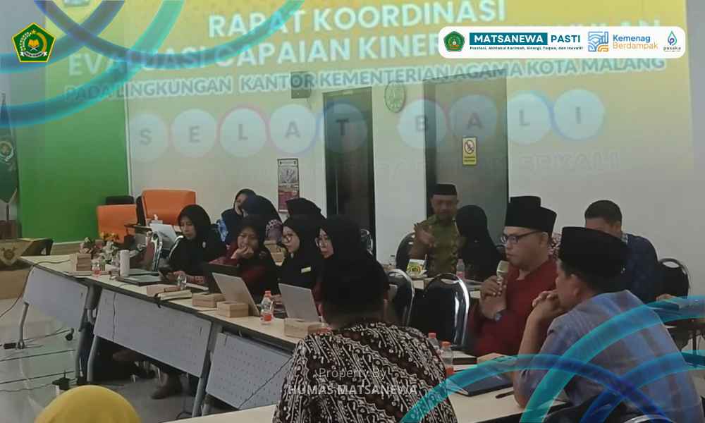 Sinergi dan Prestasi: Kepala MTsN 1 Kota Malang Paparkan Capaian Kinerja Triwulan I dalam Forum “Selat Bali”