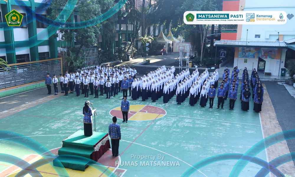 Membumikan Pancasila Pemersatu Bangsa, MTsN 1 Kota Malang Gelar Upacara Bendera