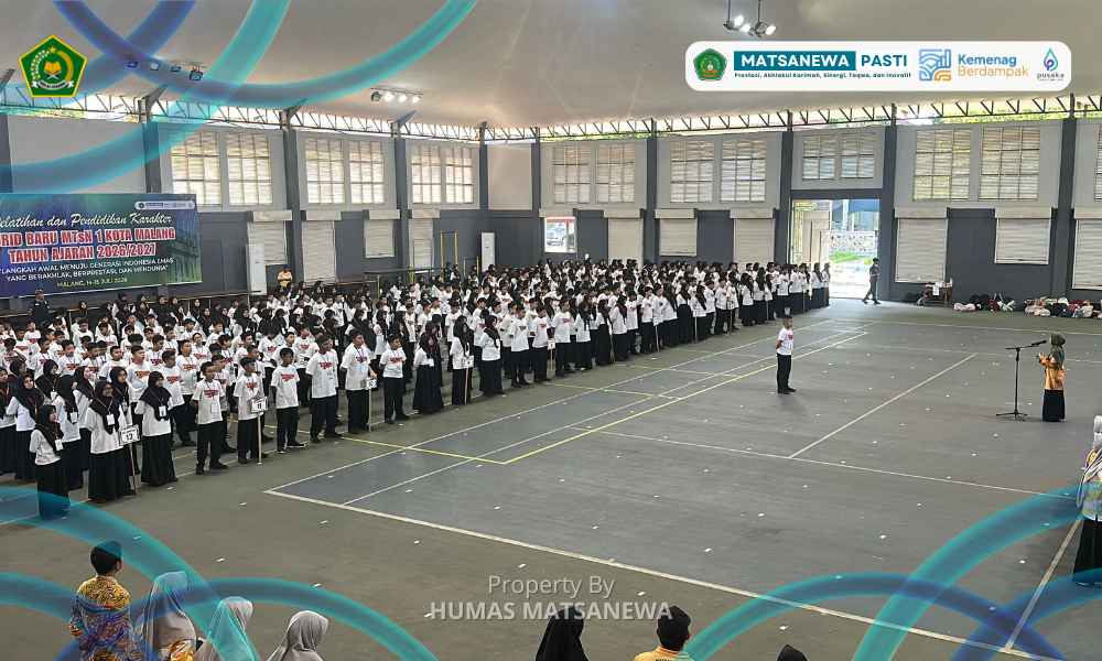 Tutup Pelatihan di Lanal Malang, Kepala MTsN 1 Kota Malang Harapkan Karakter Unggul Murid Terus Terpatri