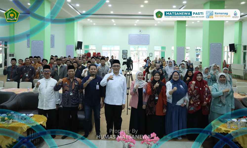 Tingkatkan Kualitas Pelayanan Publik, MTsN 1 Kota Malang Gelar Bimtek Excellent Front Office Berbasis Integritas