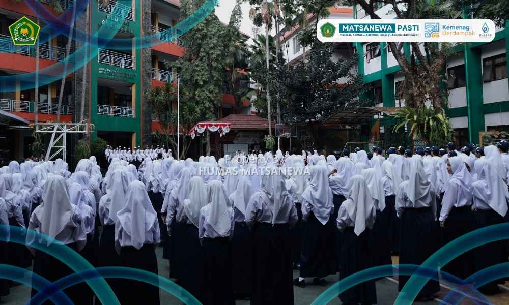 Awali Pekan dengan Semangat 3R: Upacara Kokurikuler Kelas 9 Jadi Momen Perkuat Kebersamaan