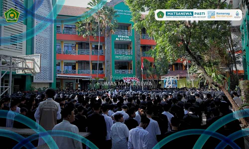 Peringati Hari Santri 2026, MTsN 1 Kota Malang Gelar Upacara Khidmat dan Unjuk Seni Persiapan Porseni